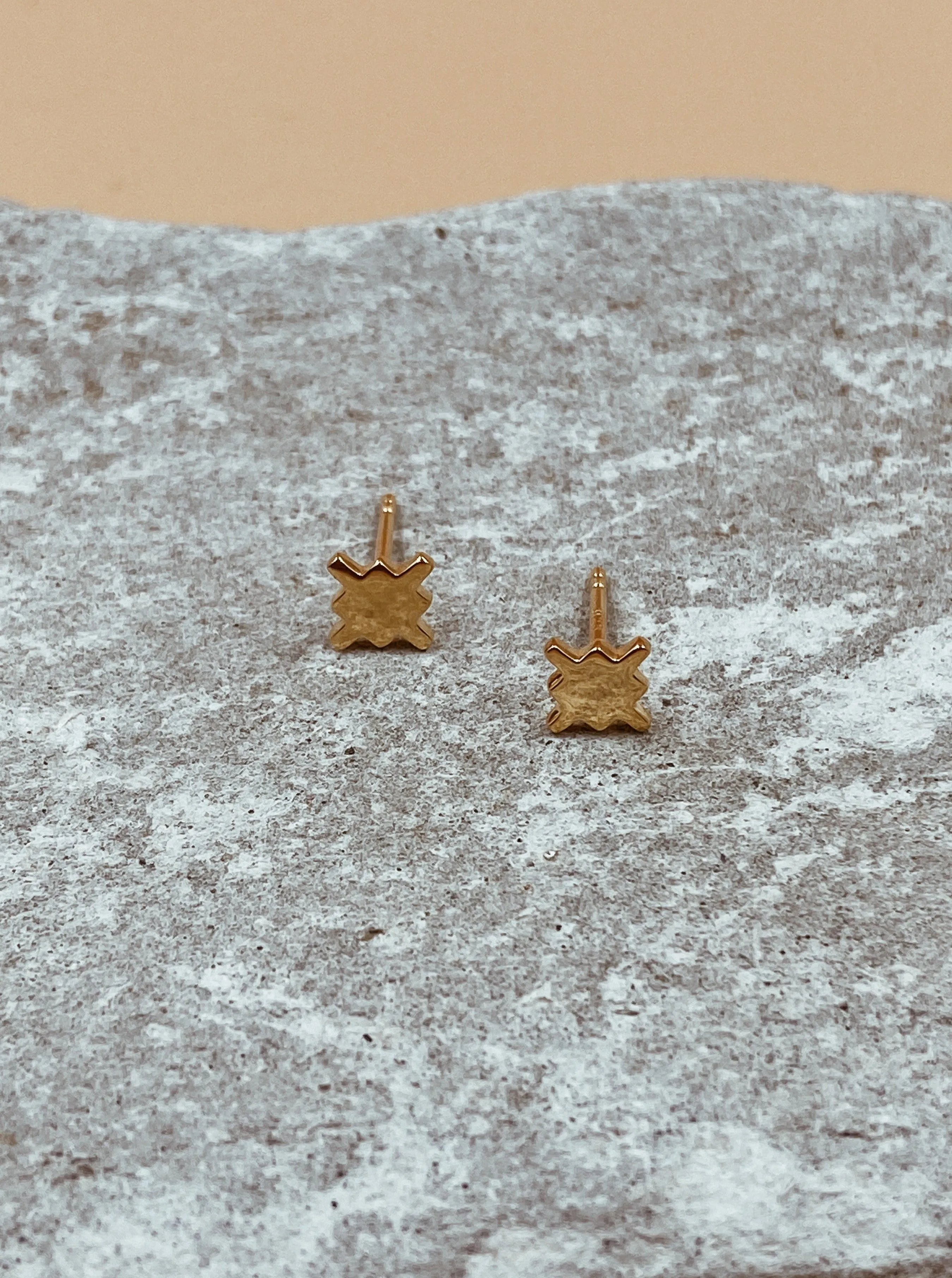 03 Butti Geometric Studs | 18kt Solid Gold