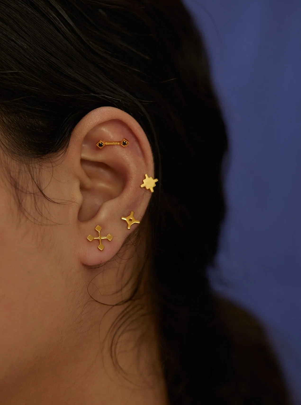 03 Butti Geometric Studs
