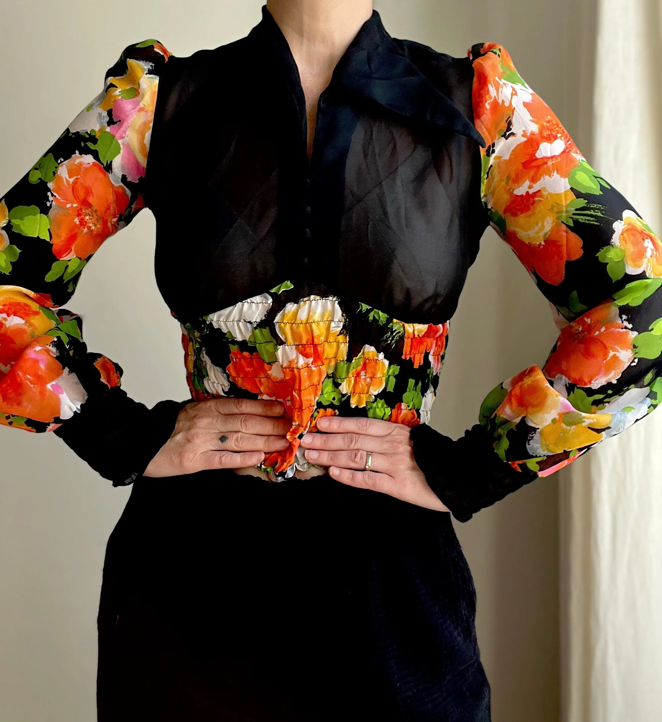 1970's Floral Prairie Dagger Collar Blouse Top