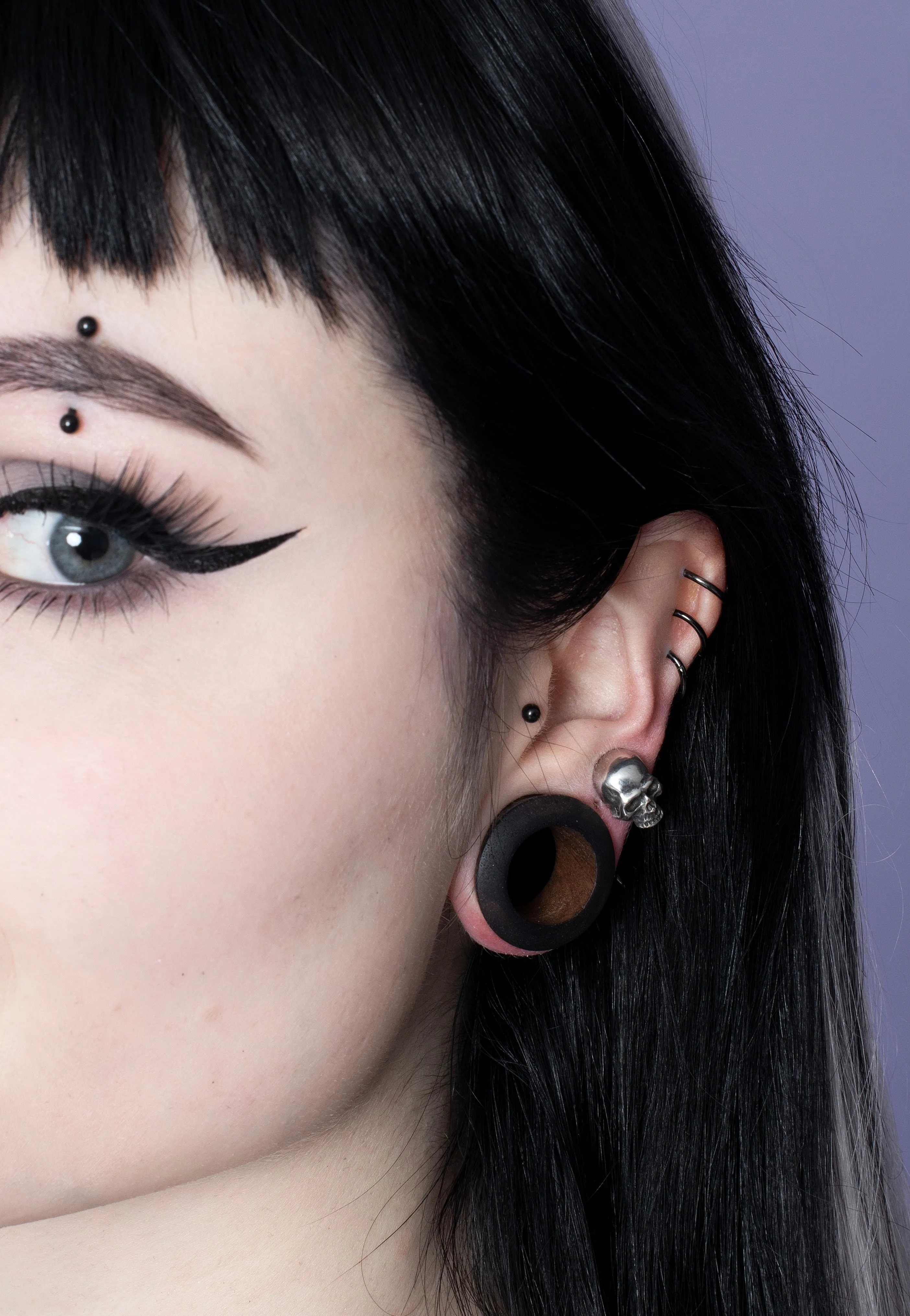 Alchemy England - Tomb Skull Horn Silver - Earring