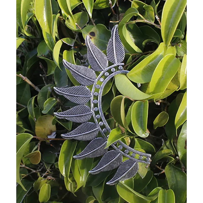 Bold Boho Leaf Earcuff