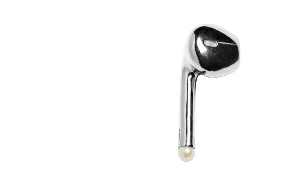 Earphone Silver Earring w. Pearl
