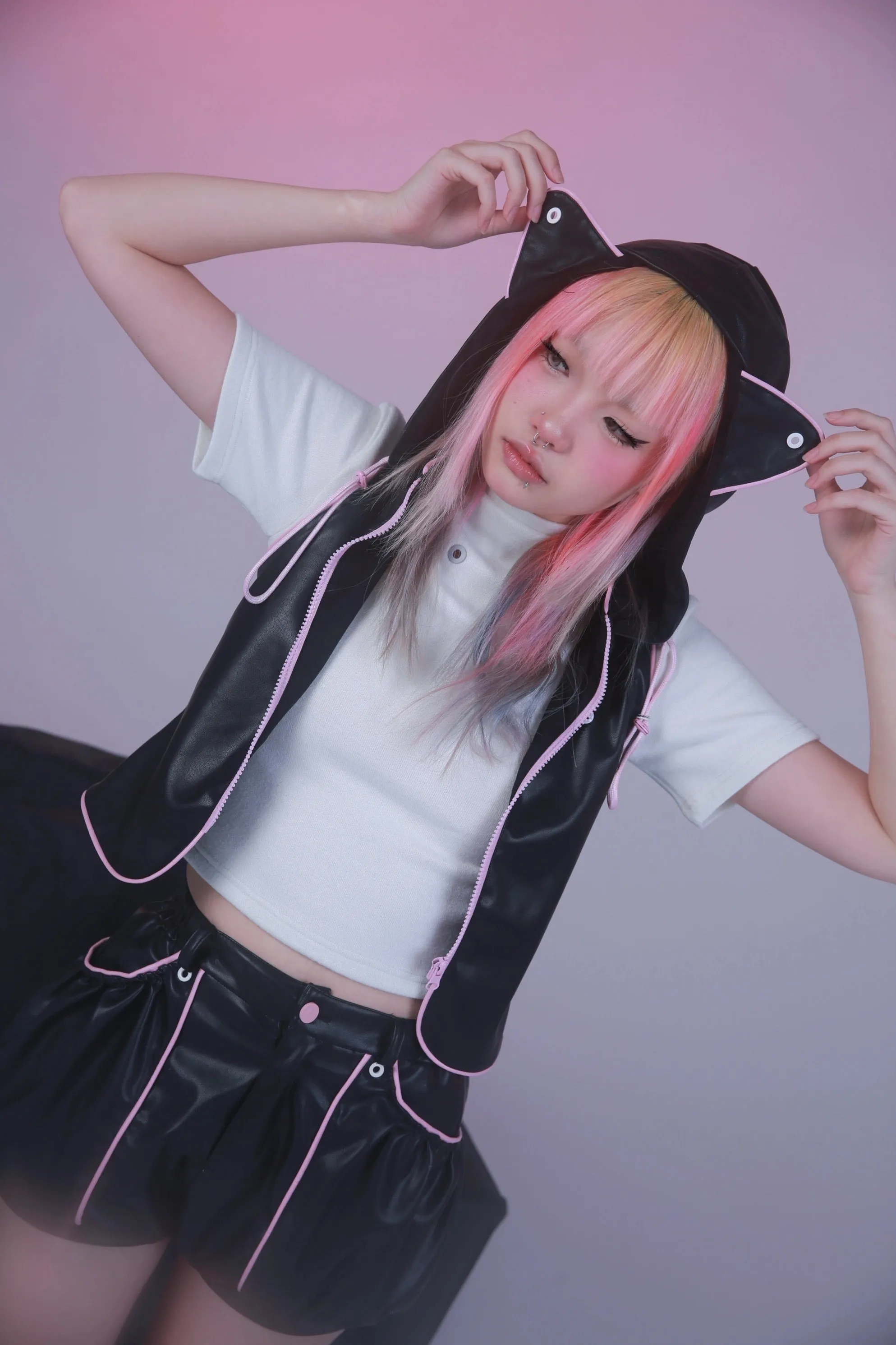[Evil tooth] Cat Ear Hooded Leather Jacket