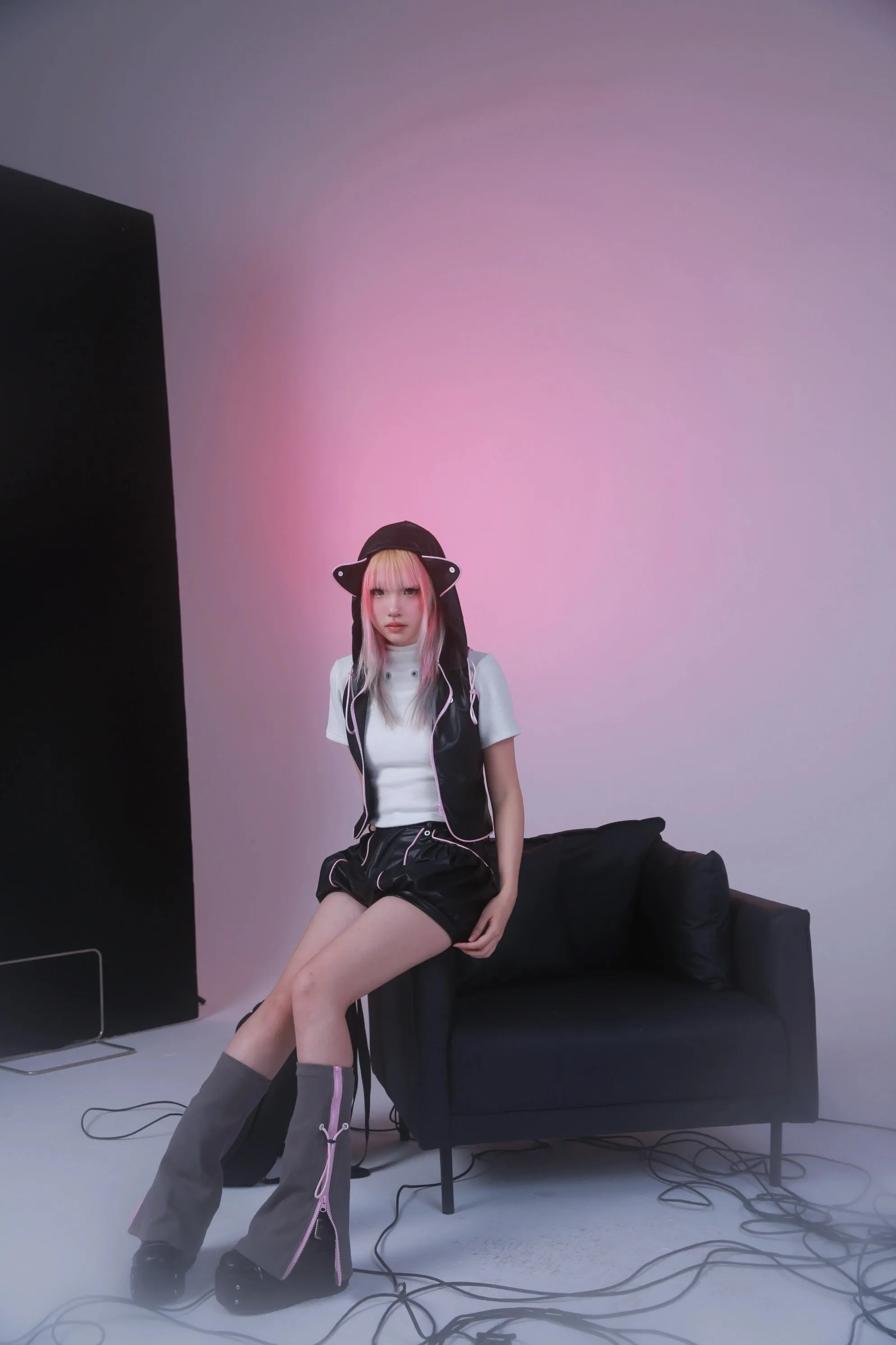 [Evil tooth] Cat Ear Hooded Leather Jacket