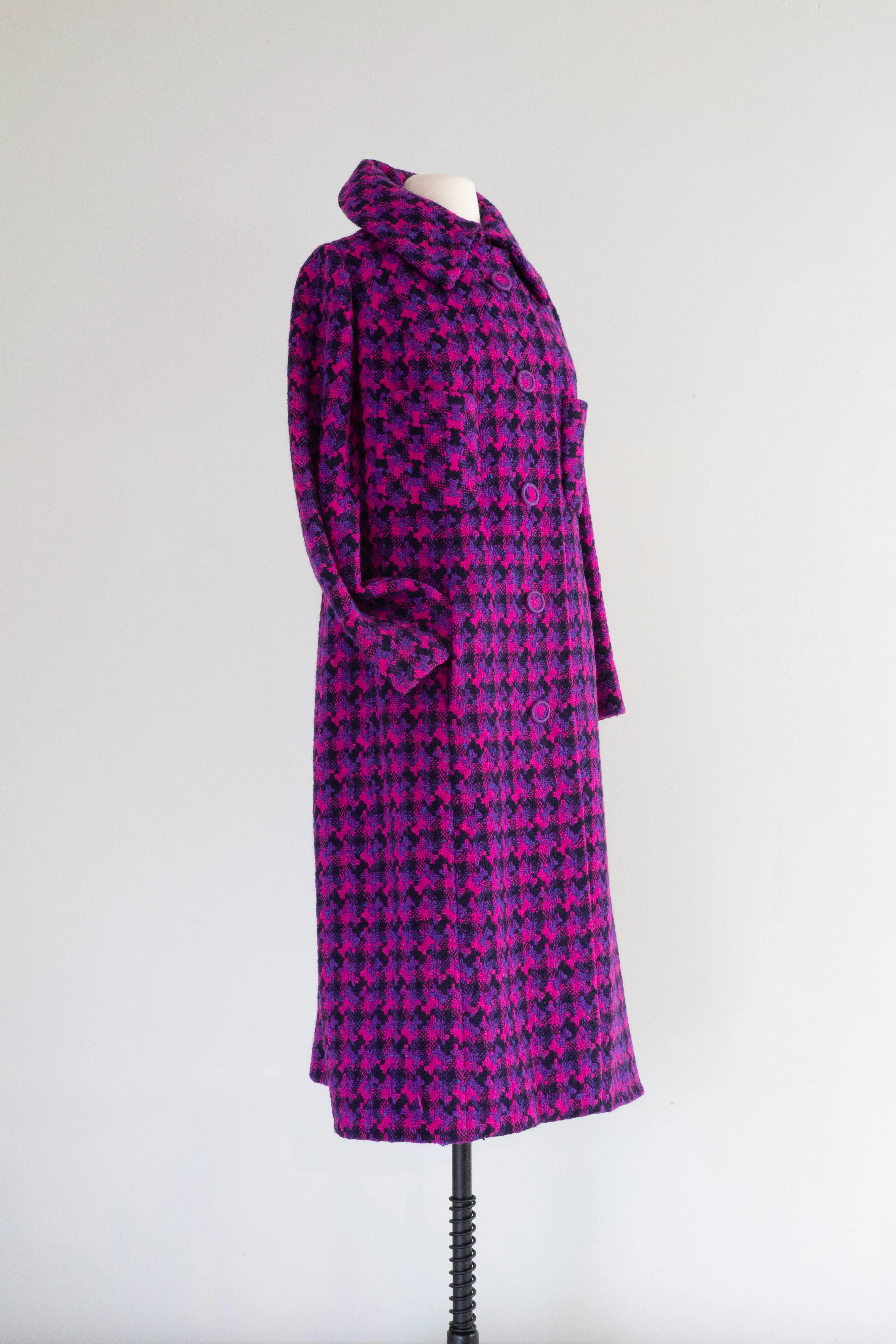 Fabulous 1960's Brilliant Houndstooth Jewel Tone Wool Coat / large