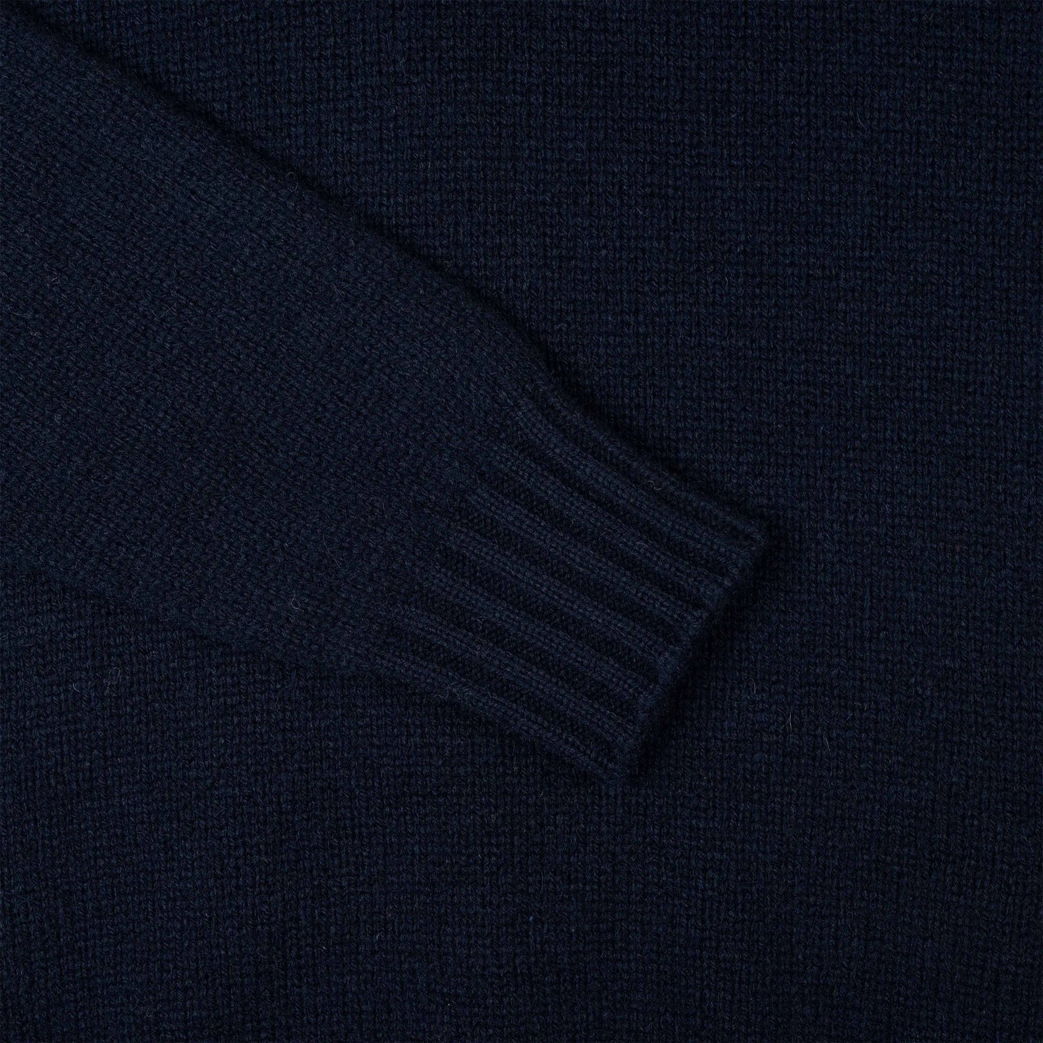 Heavy Crewneck Jumper in Shetland Wool - Navy