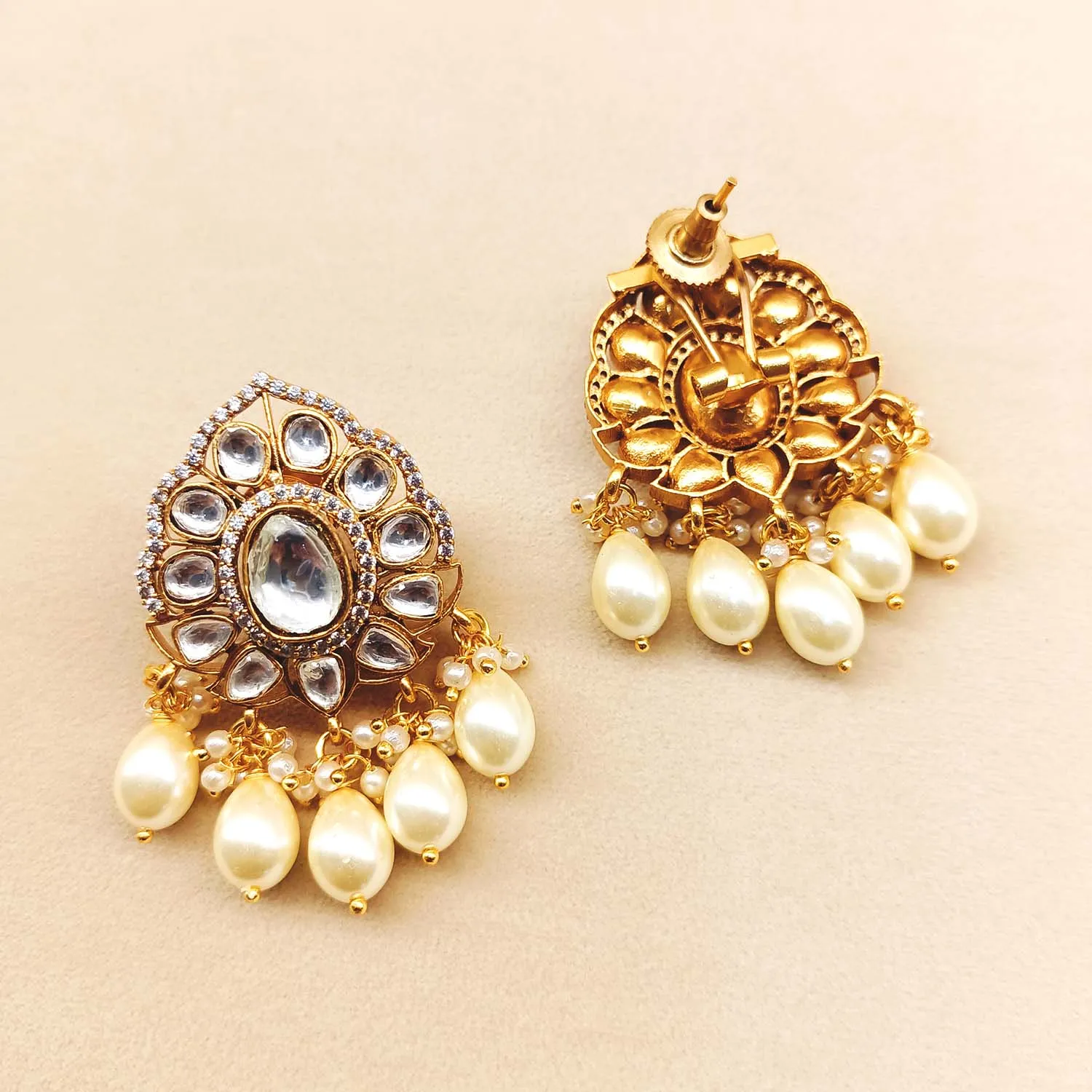 Kathyayani Off White Gold Plated Kundan Earrings