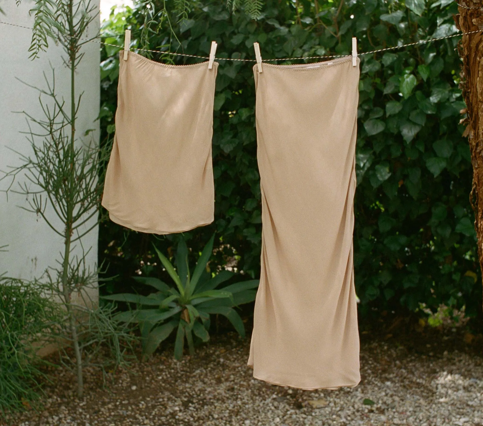 LONG SKIRT SLIP -- SAND DOLLAR