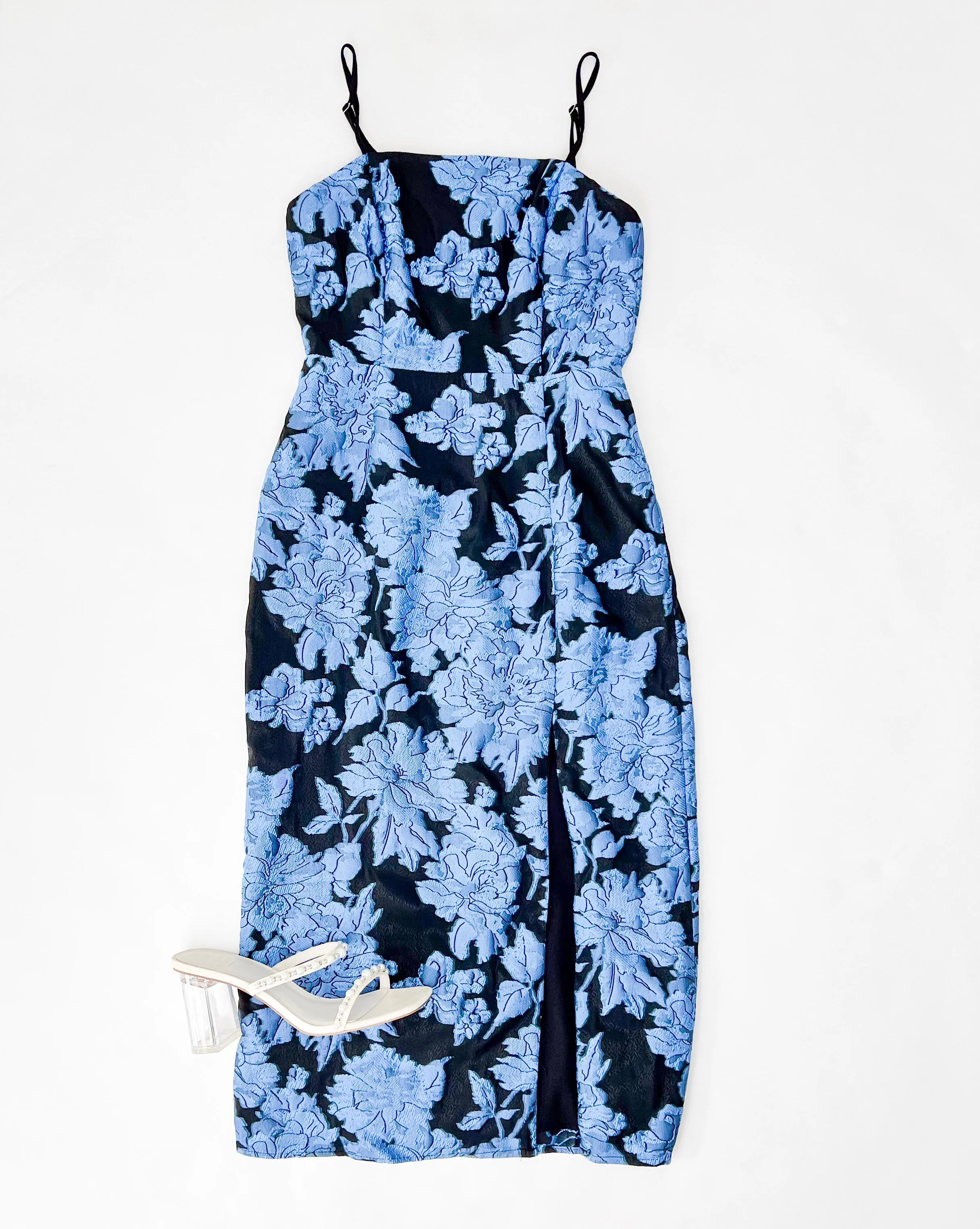 MIDNIGHT DREAMING BLUE FLORAL MIDI DRESS