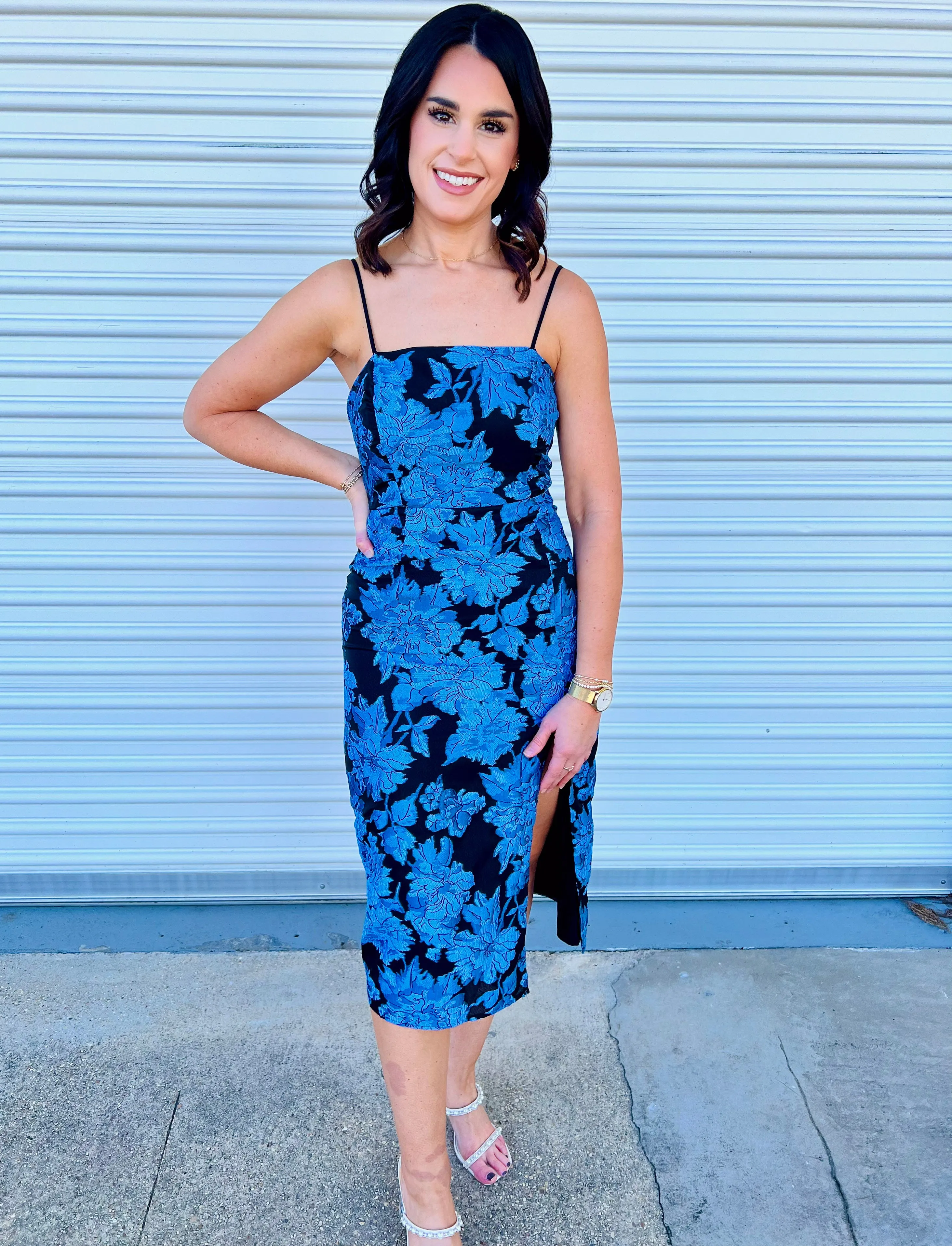 MIDNIGHT DREAMING BLUE FLORAL MIDI DRESS