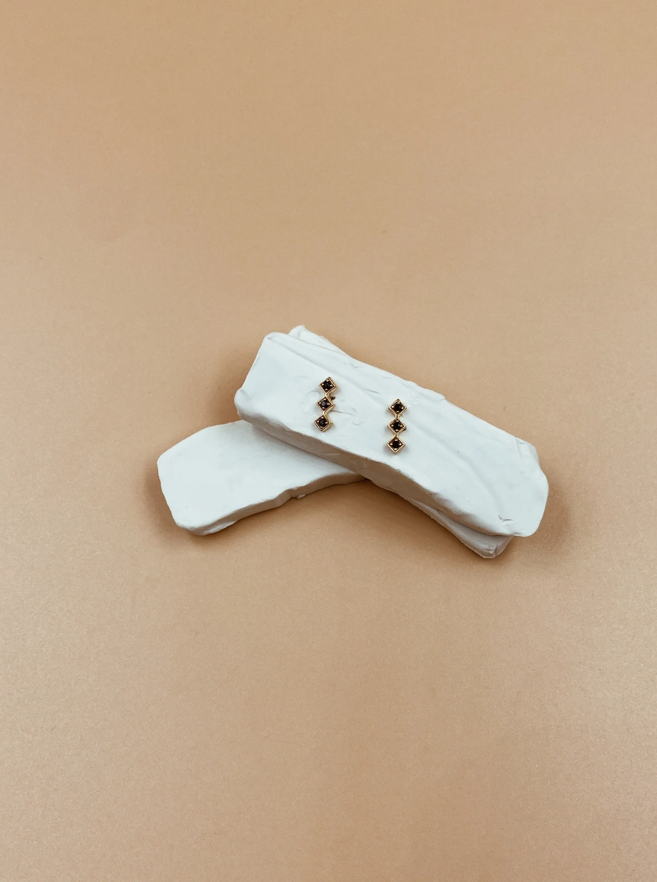 Mooru Kappu Studs | 18kt Solid Gold