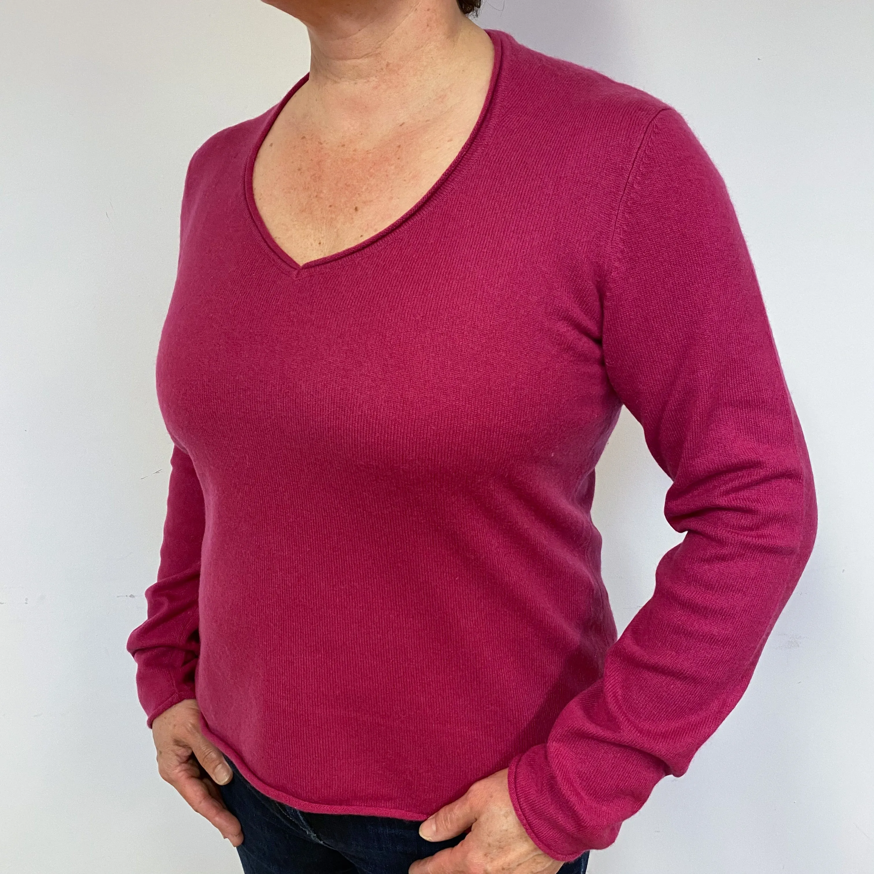 Raspberry Pink Cashmere V-Neck Jumper Large.