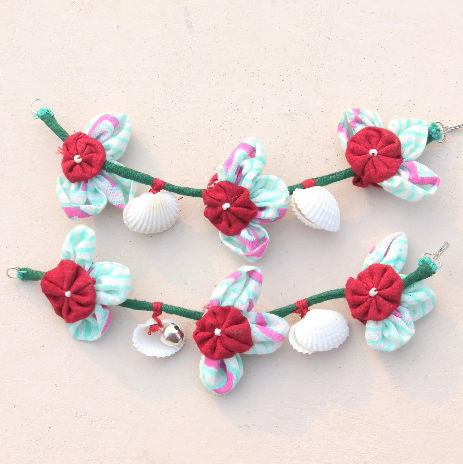 Ratrani up-cycled earchains