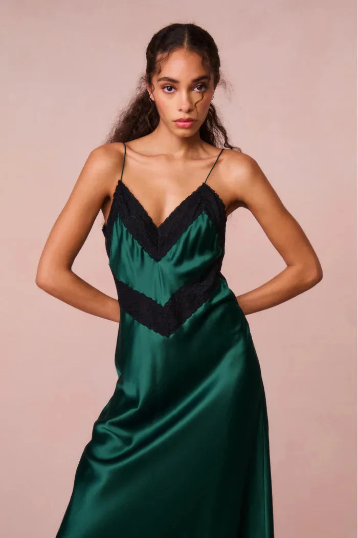 Serita Dress in Emerald Green