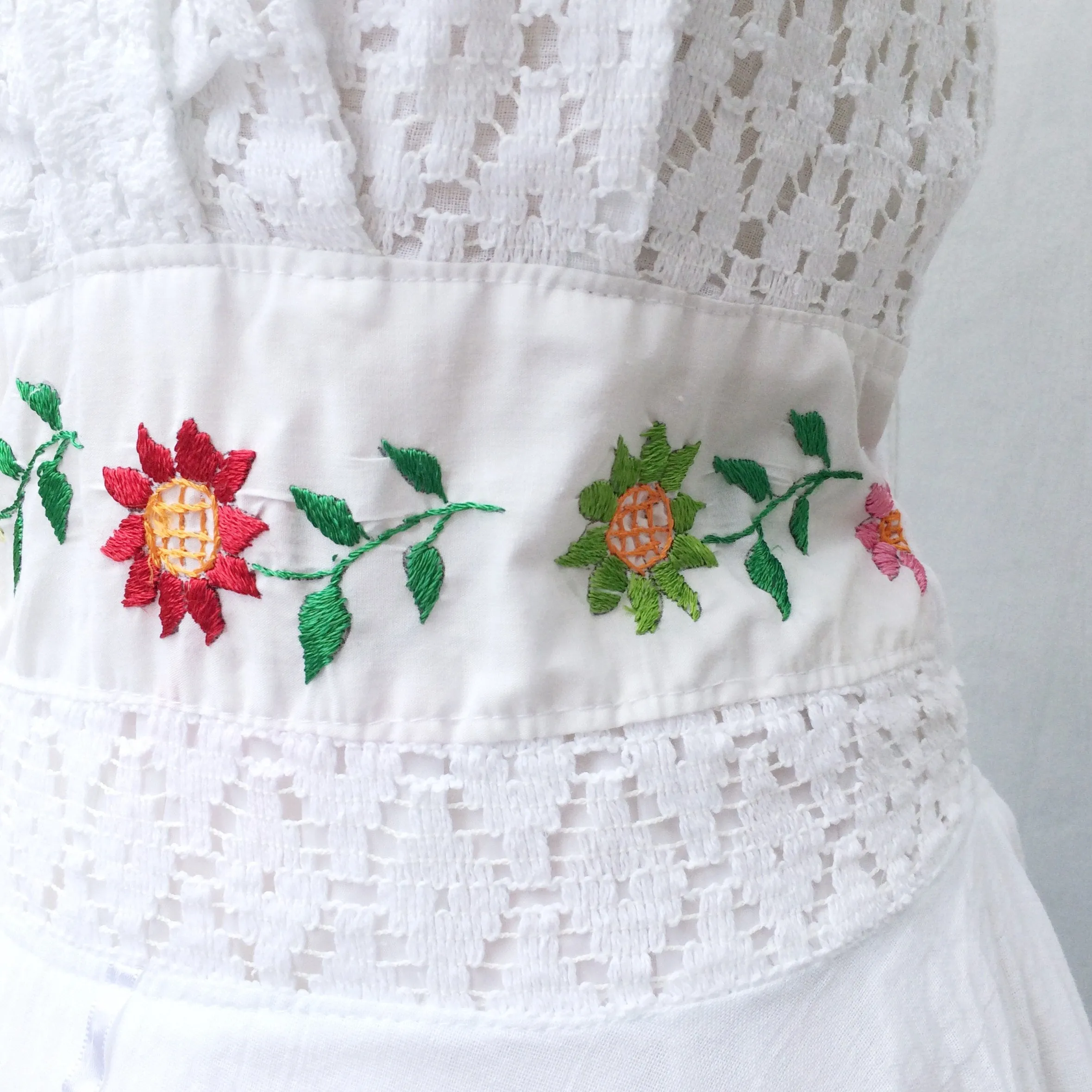 Summer Music | Vintage 1970s Hippie Bohemian Summer Festival Crochet and Embroidery Halter Neck Dress