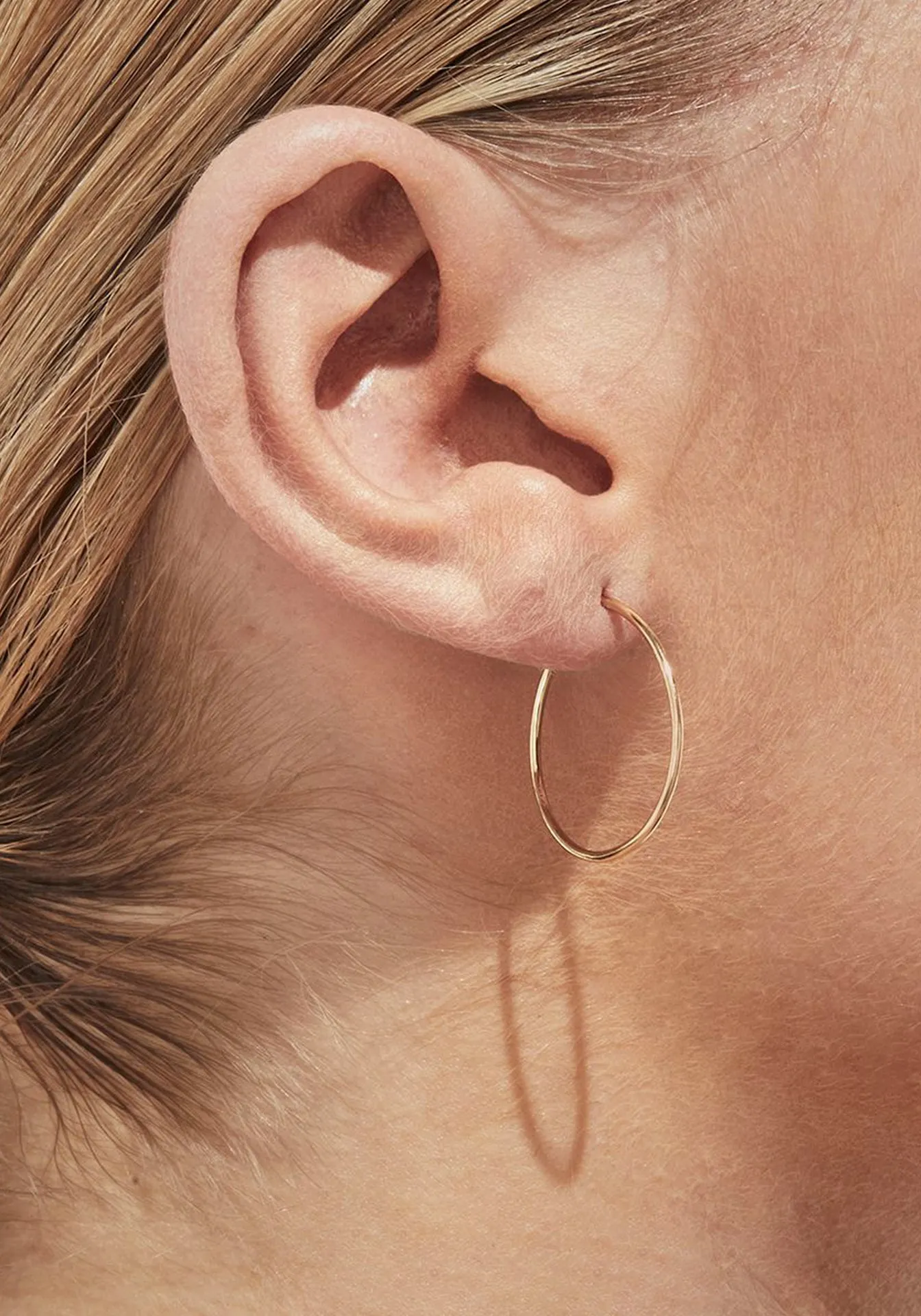 Twist 03, Yellow Gold Earring