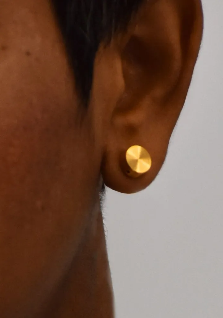 Two Small Peas Studs
