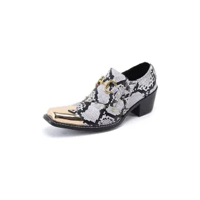 Velvoura Slip-On Elegance